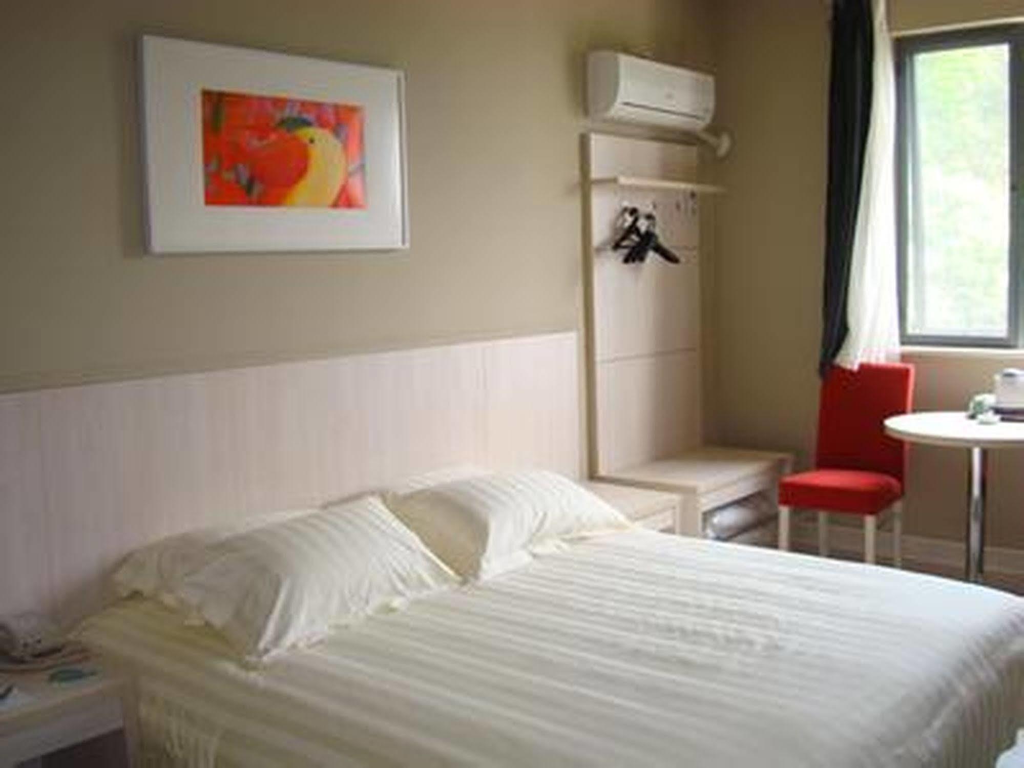 Jj Inns - Shanghai Hongmei South Road Екстер'єр фото